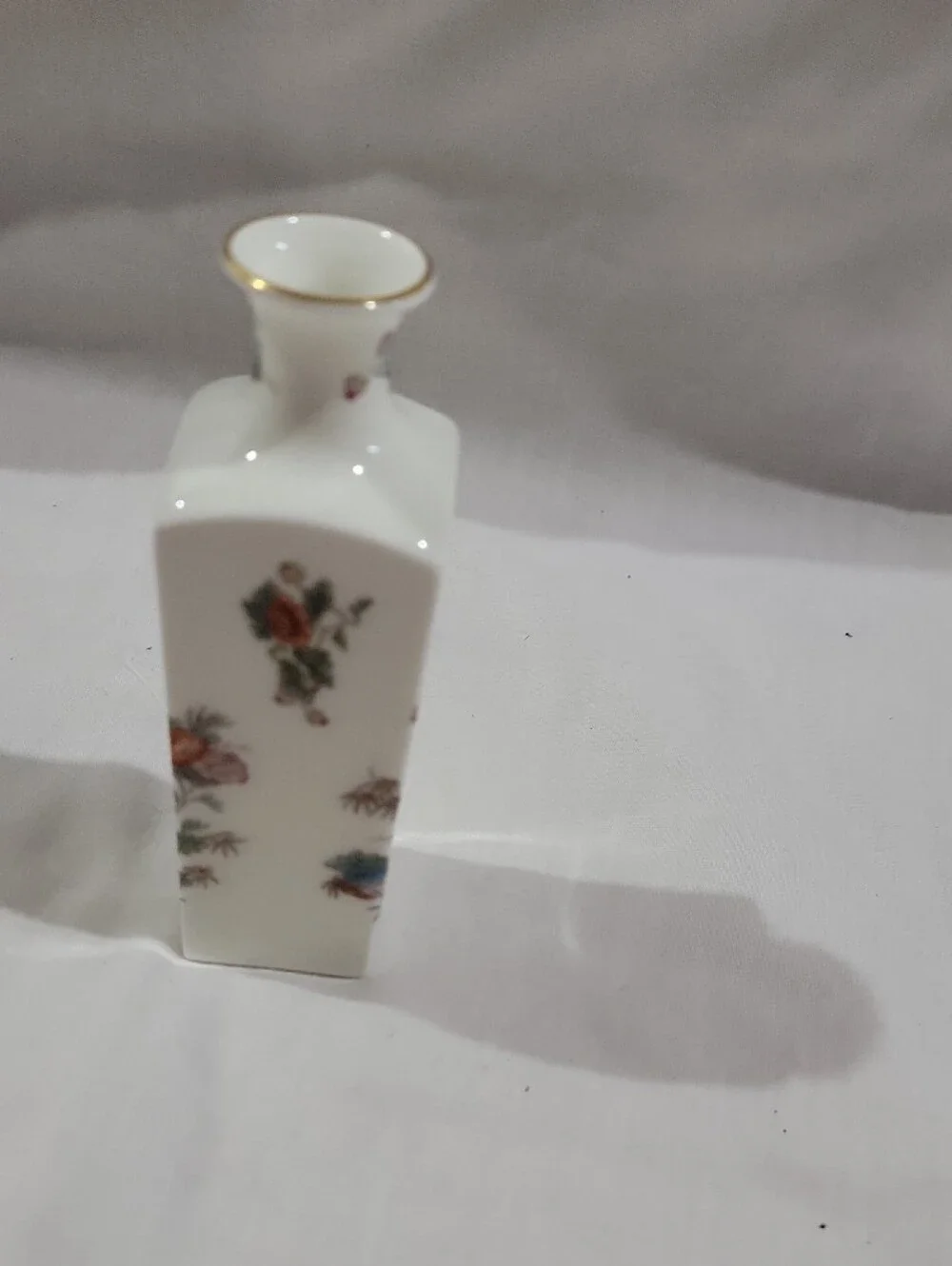 Vintage Wedgwood Kutani Crane Square White Porcelain Bud Vase England